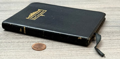Christian Worker’s 1924 New Testament GENUINE LEATHER Pocket Bible (1945)
