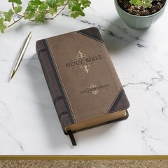 KJV Holy Bible, Giant Print Standard Size Faux Leather Red Letter Edition – Thum