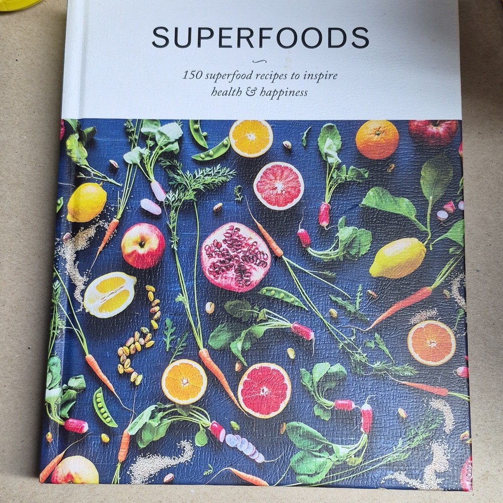 Love Food Superfoods: 150 Recipes to Inspire Health & Happiness HC 2017