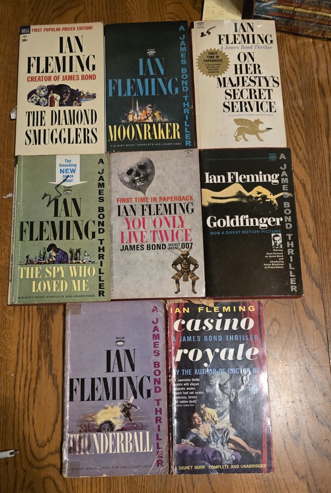 Lot of 8 James Bond Signet 1960’s Vintage Paperbacks by Ian Fleming 007