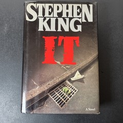Stephen King It Viking Press HC 1st Printing Good Condition