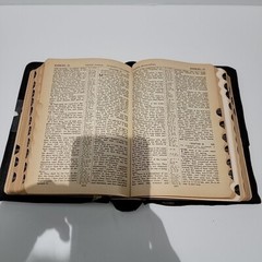 HOLY BIBLE National Bible Press Pronouncing Red Letter National
