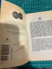 A Wrinkle in Time Madeleine L’Engle 1976 vintage PB Stranger Things