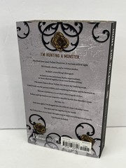 Hunt the Villain (Walmart Exclusive Edition) By Rina Kent Printed Pages