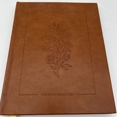 The Heart of Christ Devotional, The Daily Grace Co.,