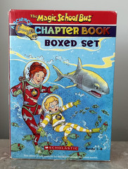 The Magic School Bus Chapter Books Boxed Set 1 2 3 4 5 6 7 8 Scholastic