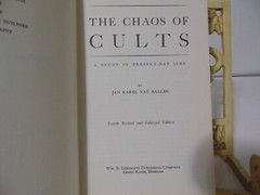 VTG THE CHAOS OF CULTS A Study in Present-Day Isms J.K. VAN BAALEN HCDJ 1962 VGC