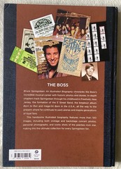 “BRUCE SPRINGSTEEN – An Illustrated Biography” – Hardcover – 184 Pages! – MINT!