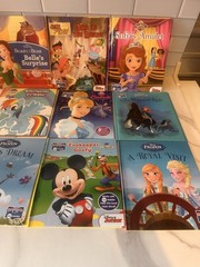 Lot Of 9 Disney Me Reader Story Book Set