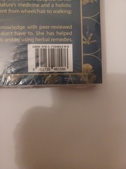The Holistic Guide to Wellness by Nicole Apelian English Paperback Book