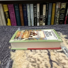 Mossflower by Brian Jacques (Hardcover) Turtleback Library Binding, VG+, Redwall