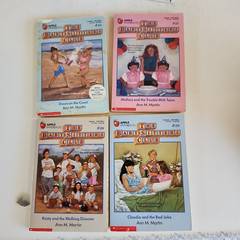 The Baby-Sitters Club Lot of 32 Books Ann M. Martin Apple Fiction Vintage