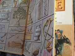 The Golden Children’s Bible: A Full-Color Bible for Kids Hardcover 512 Pages