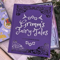 Set of 7 Illustrated Books with Slipcases Arcturus Publishing