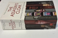 The Assassin’s Cloak by Taylor, Alan (Paperback)