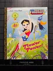 a Little Golden Book | DC Super Friends: Flower Power! | Courtney Carbone | 2014