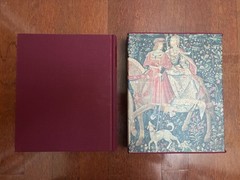 MEDIEVAL TAPESTRIES IN THE METROPOLITAN MUSEUM OF Art by CAVALLO – 1993 HB MINT