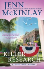 Killer Research (A Library Lovers Mystery) – Hardcover By McKinlay, Jenn – GOOD