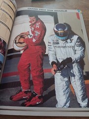 FORMULA I BOOK 1999. DUTCH LANGUAGES. 176 PAGES