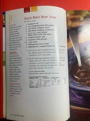 PILLSBURY ONE DISH MEALS RECIPES COOKBOOK 96 PAGES