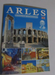 ARLES PAPERBACK BOOK 1998 32 PAGES 6.5 X 9.5 IN