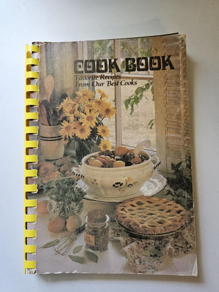 1985 Local Church Cookbook 190 Pages St. Joseph Church Berwick,PA.
