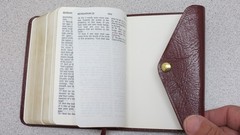 Holy Bible KJV Holman 1989 – Bonded Leather – Button Snap – Burgundy Verse Ref