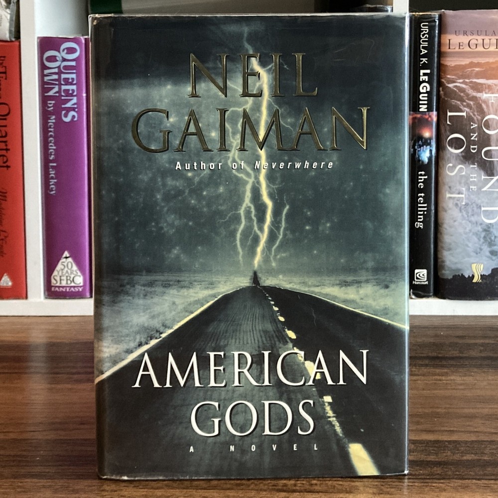 American Gods – Neil Gaiman (1st edition 1st print) William Morrow, 2001