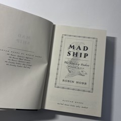 Robin Hobb Mad Ship The Liveship Trader #2 Hard Cover DJ BCE VG