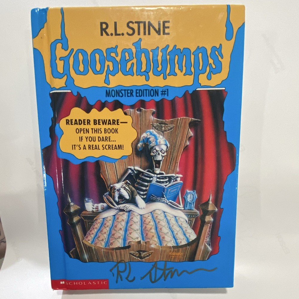 Signed R.L. Stine Goosebumps Monster Edition 1 (1995) – Signature on Front Cover