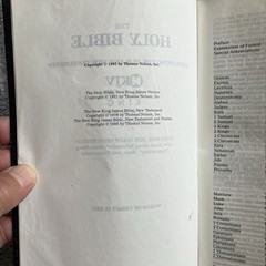 1992 NKJV „Holy Bible: Personal Size Giant Print” Nelson 334 (Bonded Leather)