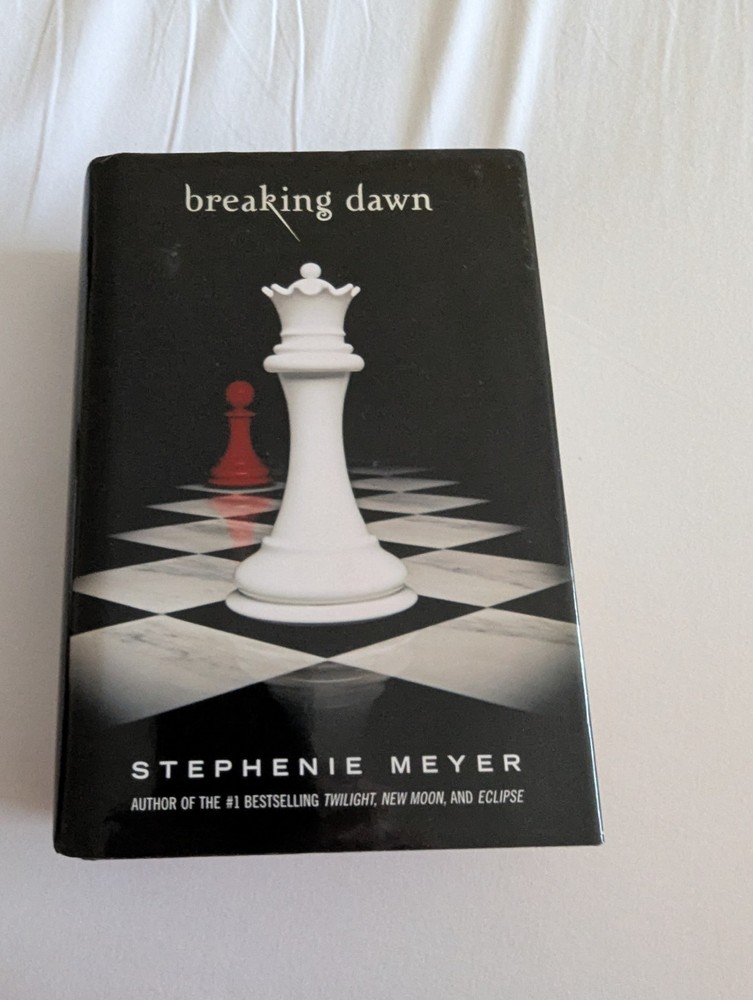 The Twilight Saga Ser.: Breaking Dawn by Stephenie Meyer (2008, Hardcover)