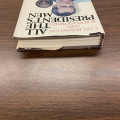All the President’s Men Book by Bob Woodward and Carl Bernstein. 1974 HB / DJ.