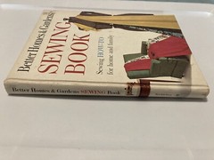 1961 Better Homes & Gardens Sewing Book – How To Sew At Home Hardcover MCM