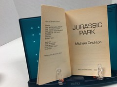 MICHAEL CRICHTON Jurassic Park & The Lost World PB