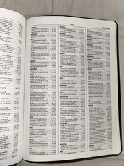 ESV John MacArthur Study Bible-Genuine Leather-Crossway-2011