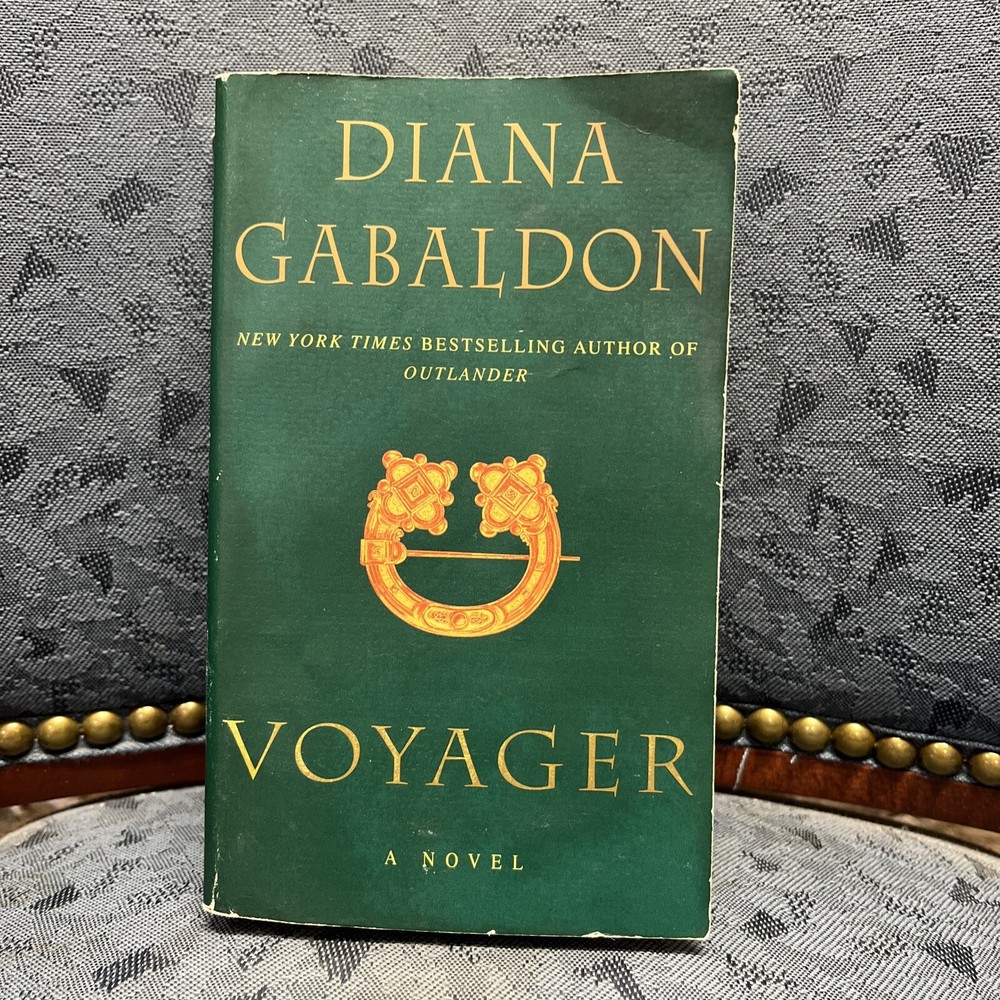 Outlander Ser.: Voyager : A Novel by Diana Gabaldon (1994, Mass Market, Revised