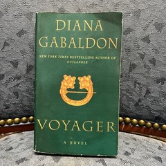 Outlander Ser.: Voyager : A Novel by Diana Gabaldon (1994, Mass Market, Revised
