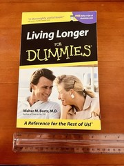 Book known for simplifying complex topics for a general audience.