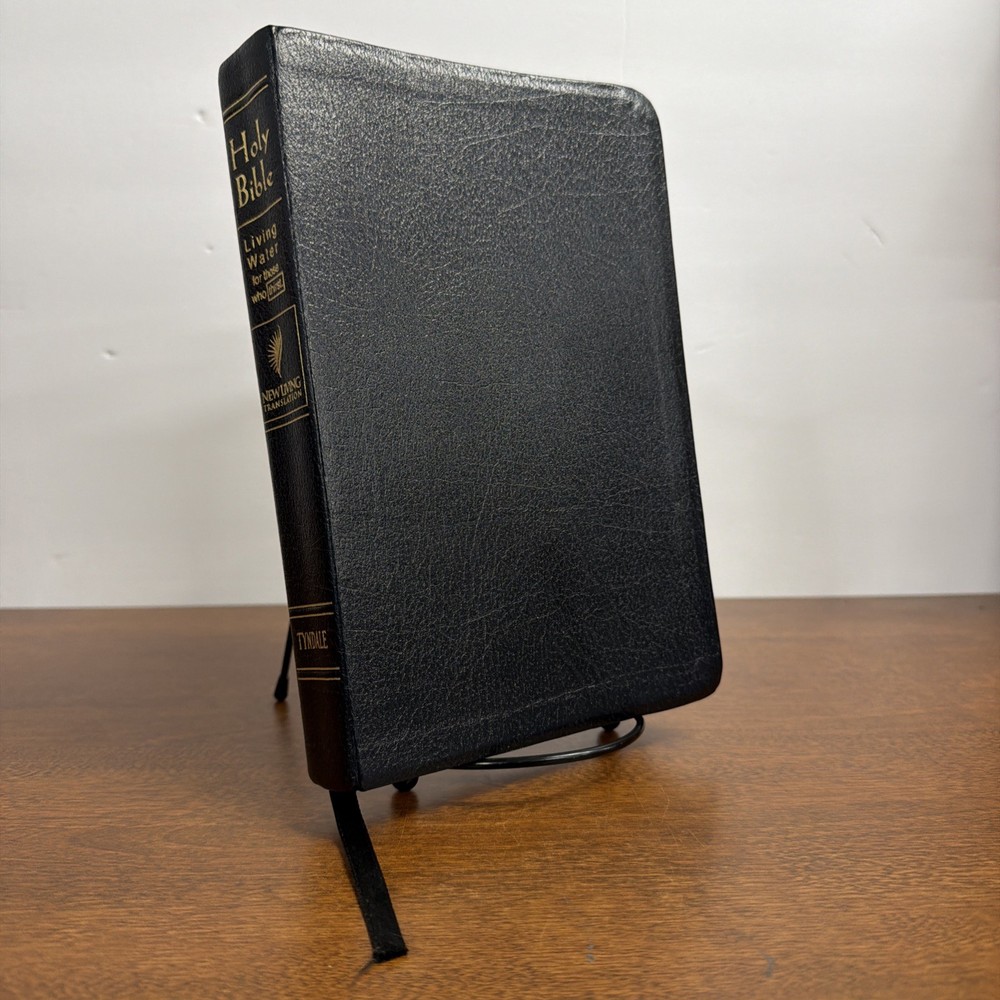 1996 Tyndale House Publishing Holy Bible The Living Water New Living Translation