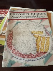 13 Vintage 1930 ‘s And 1960’s Paperback Pamphlets / Cookbooks