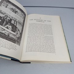 The Mysterious Shroud: 1986 Doubleday Hardcover by Ian Wilson