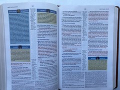 NKJV Spirit Filled Life Bible Red Letter Edition Thomas Nelson 2018 Leathersoft