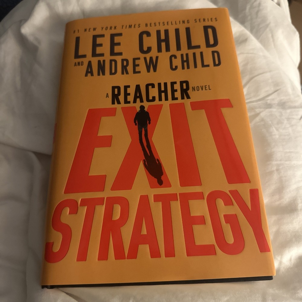 Exit Strategy : A Reacher Novel by Lee Child and Andrew Child (2025, Hardcover)