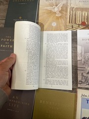 LOT OF 23 John F. Macarthur Bible Studies Verse By Verse Know Your Bible. ￼