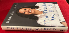 The Truths We Hold, Kamala Harris, 1st Edition/1st Printing, 2019, HC/DJ
