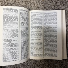 The Chronological Bible(Large Print) King James Version – Kroeze Brothers World
