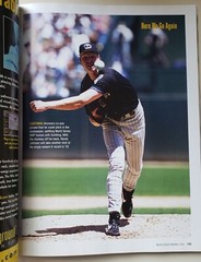 2002 MLB Official Guide To The 2002 Baseball Season Program 240 Pages MINT/NEW