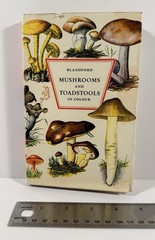 1961 Mushrooms Toadstools in Colour Blandford First Edition Dust Jacket Hvass