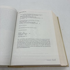 The Access Bible, New Revised Standard Version with Apocrypha (Hardcover 9870A)